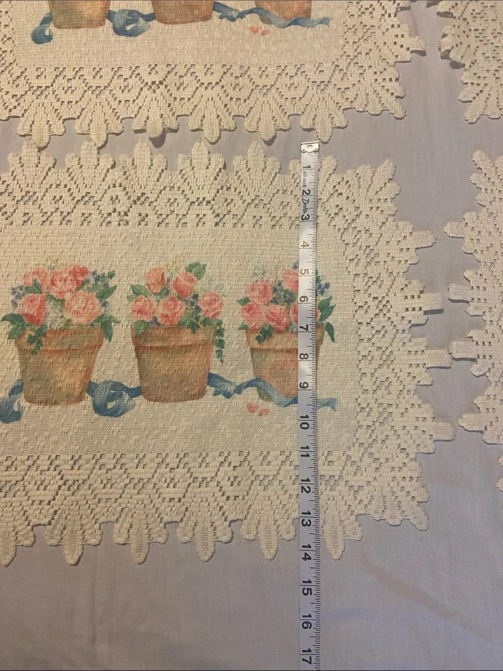 Set of 4 Floral Crochet Edge Placemats - Pink Rose Pots